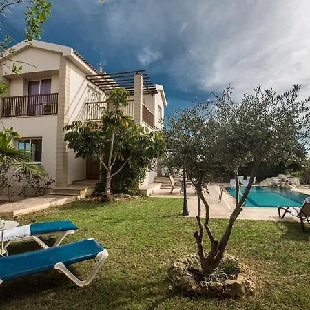 Sunny Coast Villa