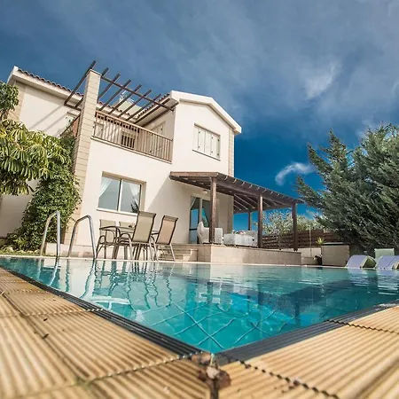 Sunny Coast Villa